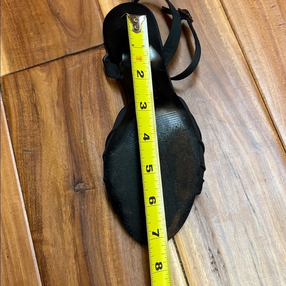 Michael Shannon Ladies Black Dressy Heels. Size 8 - Picture 7 of 8